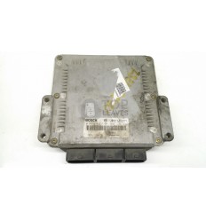 Centralita motor Renault Laguna 2.2 - 0281010637
