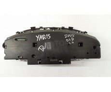 Cuadro instrumentos Toyota Yaris 1.4 Cuadro instrumentos Toyota Yaris 1.4