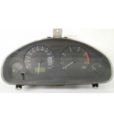 Cuadro instrumentos Mitsubishi Carisma 2.0