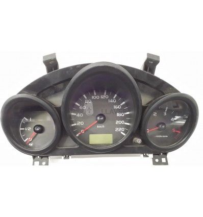 Cuadro instrumentos Mitsubishi Colt 1.5