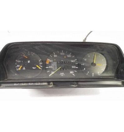 Cuadro instrumentos Mercedes 190 2.0
