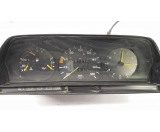 Cuadro instrumentos Mercedes 190 2.0