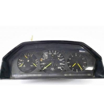 Cuadro instrumentos Mercedes 124 2.0