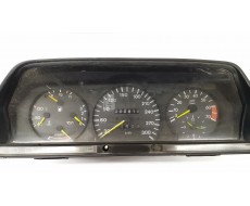 Cuadro instrumentos Mercedes 201 2.0