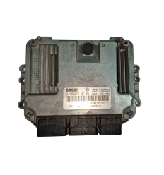 Centralita motor Renault Scenic II 1.9 0281013907