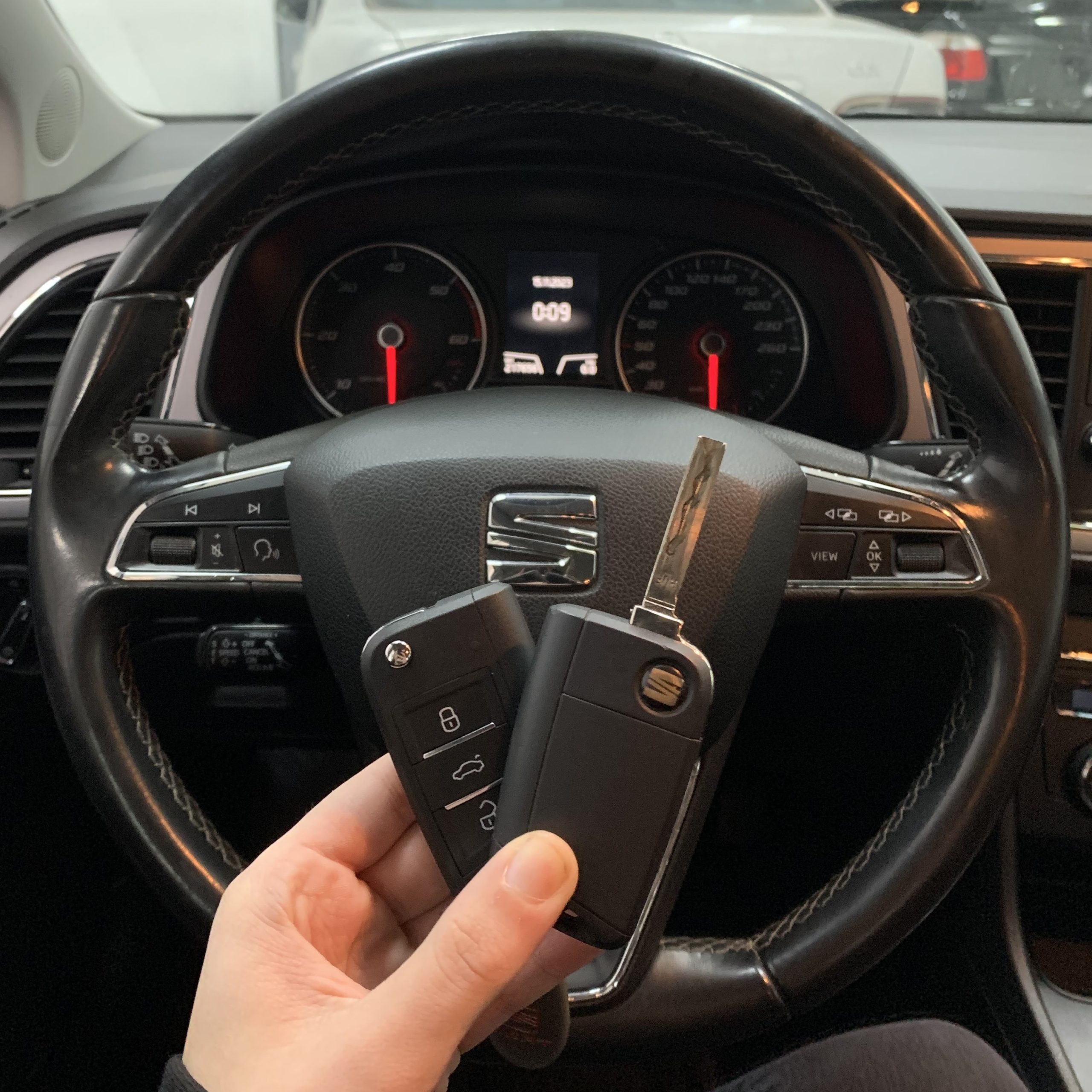 duplicado llave seat leon perdida total mando coche copia nueva