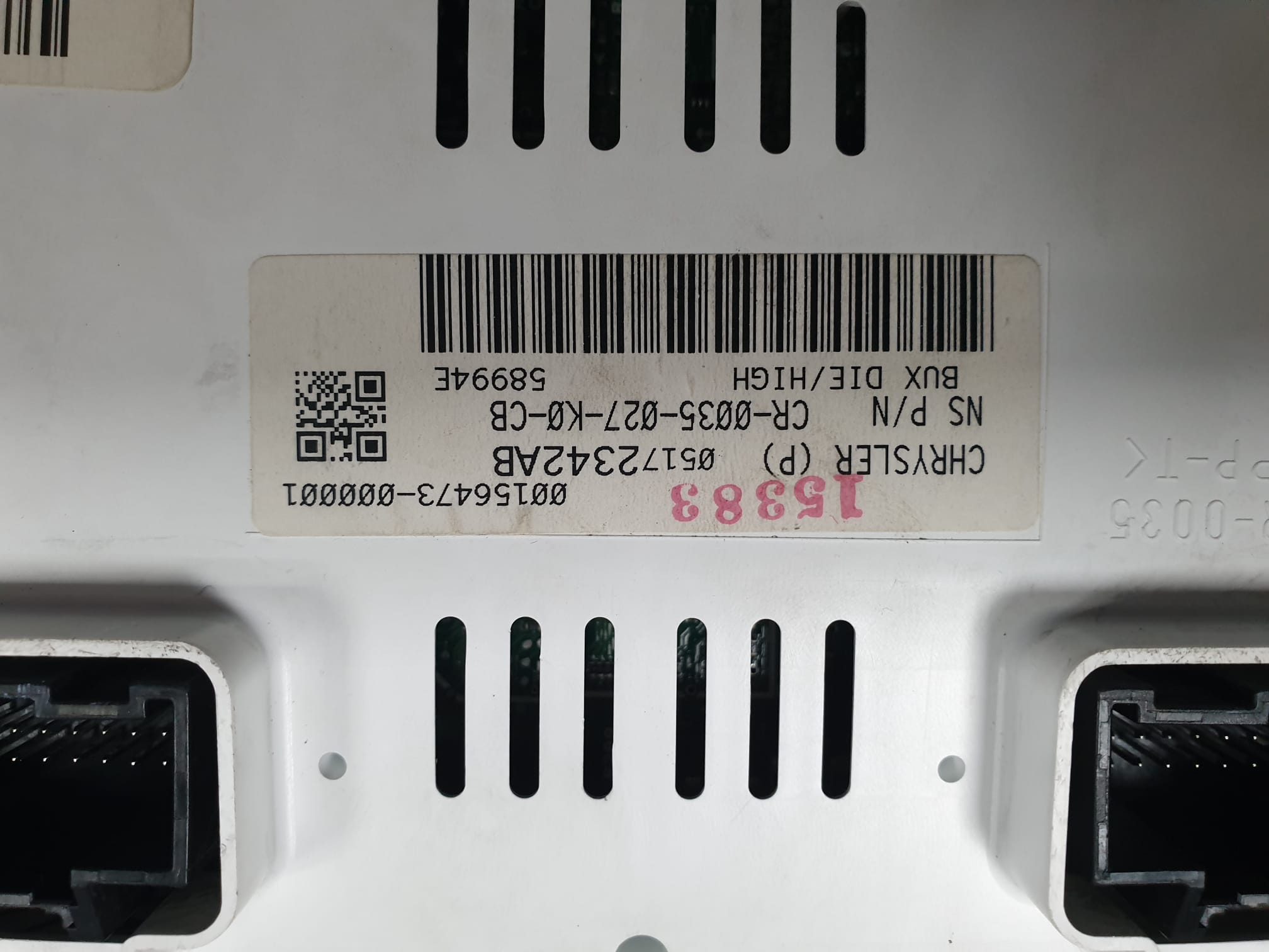 Referencia cuadro Chrysler reparación negro apagado Referencia cuadro Chrysler reparación negro apagado