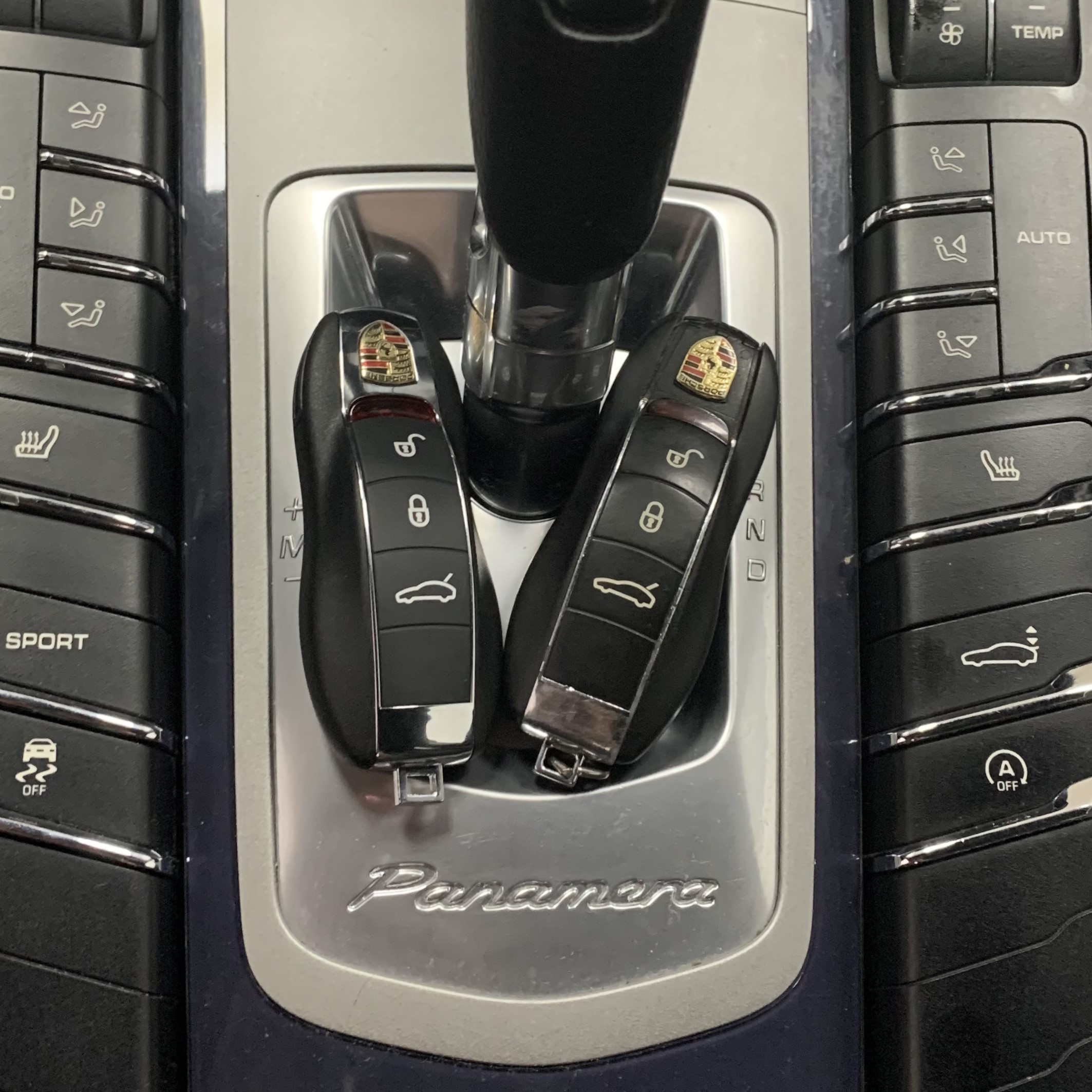 duplicado llaves porsche panamera copia mando perdida